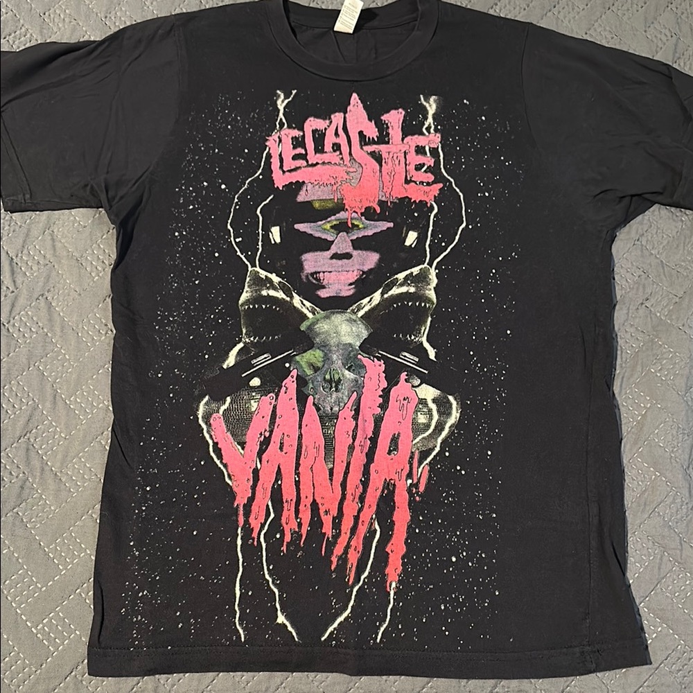 Le Castle Vania Black Graphic Tshirt